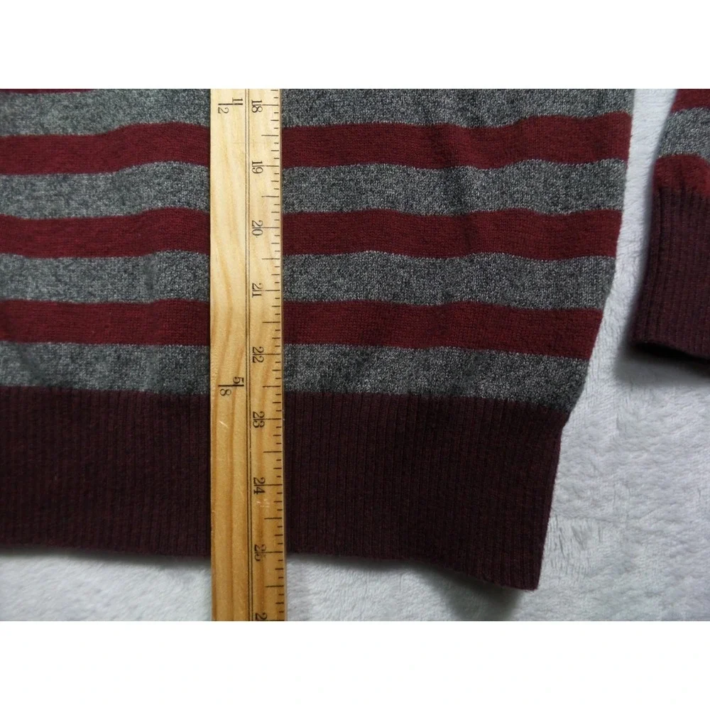 Levis Sweater Mens Size Small Red Striped Bent Crew Pullover‎ Stretch